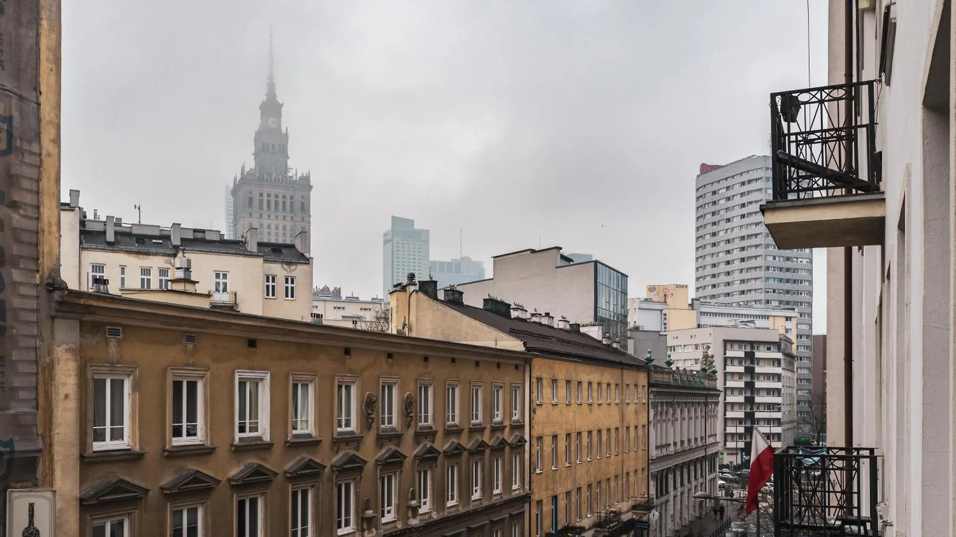 Zgoda Apartments Near The Palace Of Culture And Science By Sun & Snow Warsaw Poland