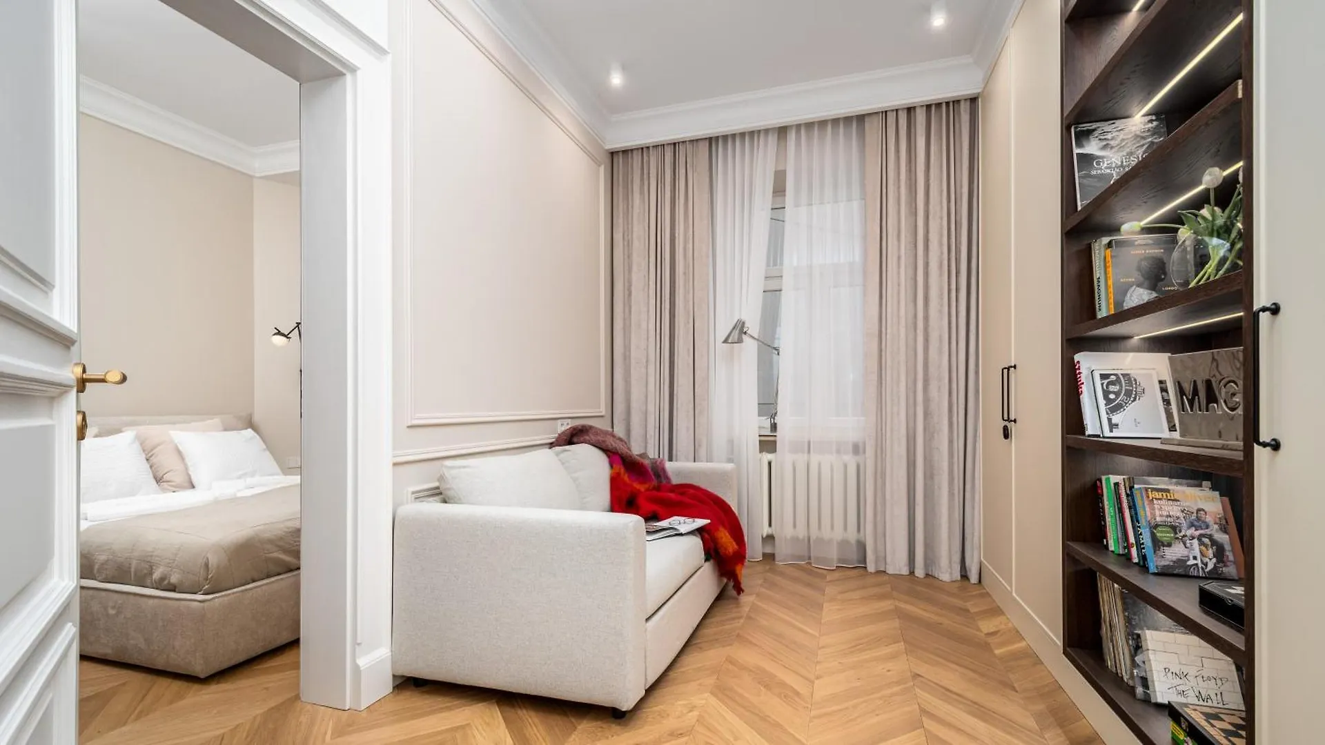 Zgoda Apartments Near The Palace Of Culture And Science By Sun & Snow Warsaw